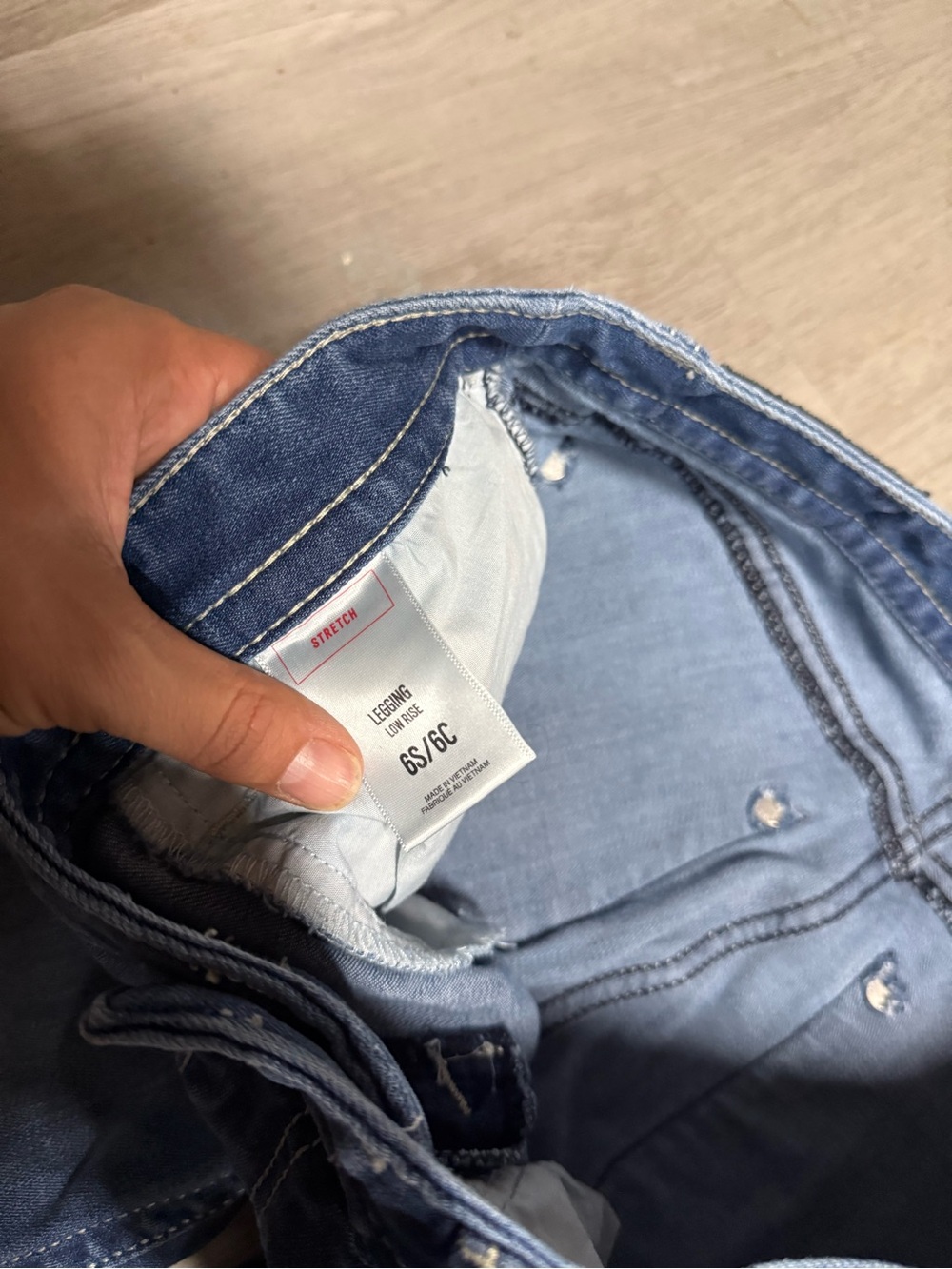 •EXPRESS• LOW RISE LEGGING JEANS - Picture 4 of 7